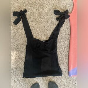 Pretty Little Thing top